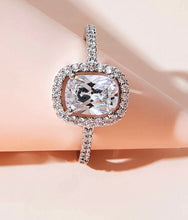 Load image into Gallery viewer, Diamond Studded Ring