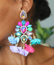 Load image into Gallery viewer, Flower Statement Earrings