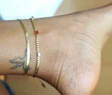 Load image into Gallery viewer, Gold Heart Link Anklet